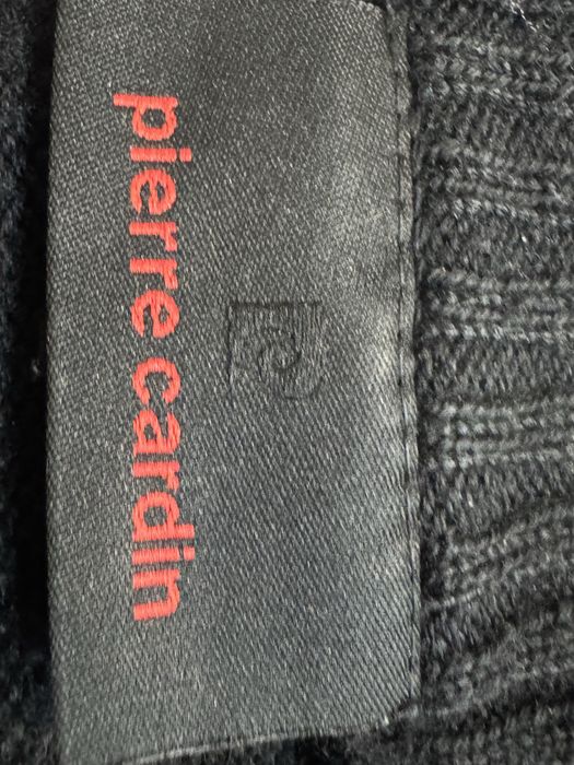 Продається светр Pierre Cardin