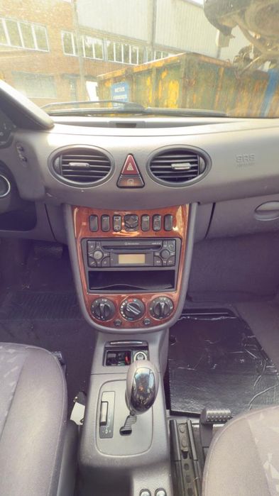 Para peças MERCEDES-BENZ Classe A (W168)