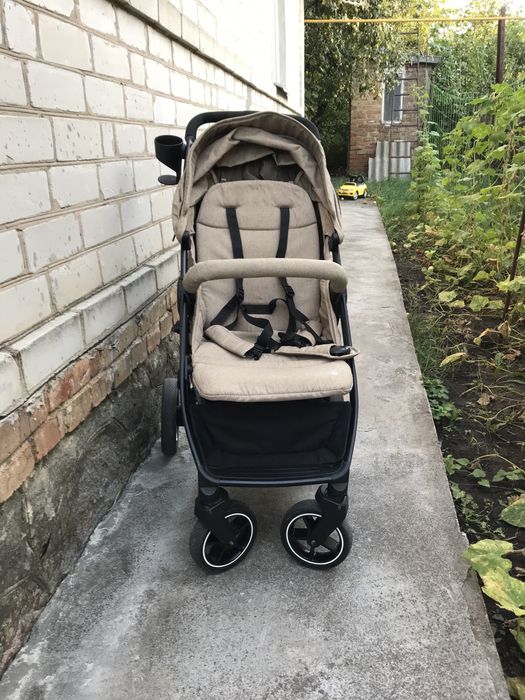 Коляска прогулочная Britax-Romer