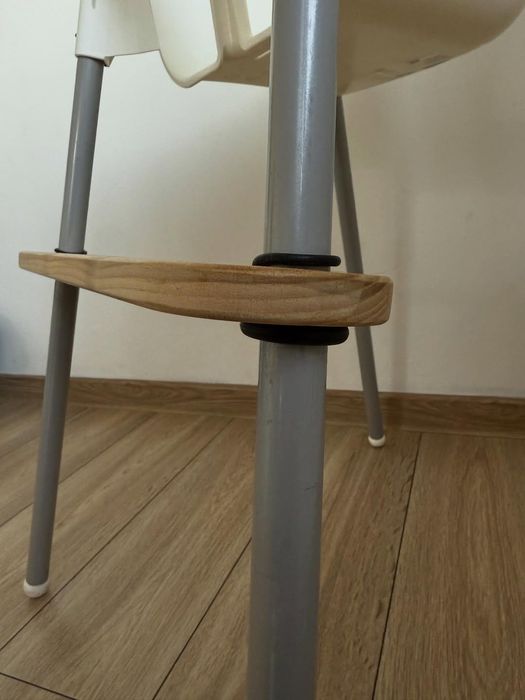 Krzesełko do karmienia IKEA ANTILOP z podnóżkiem