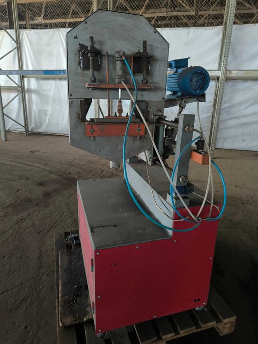 Відрізний  автоматичний пристрій для погонажних виробів