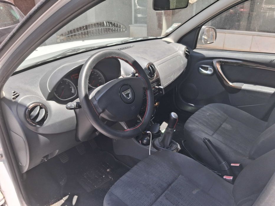 Dacia Duster 2011