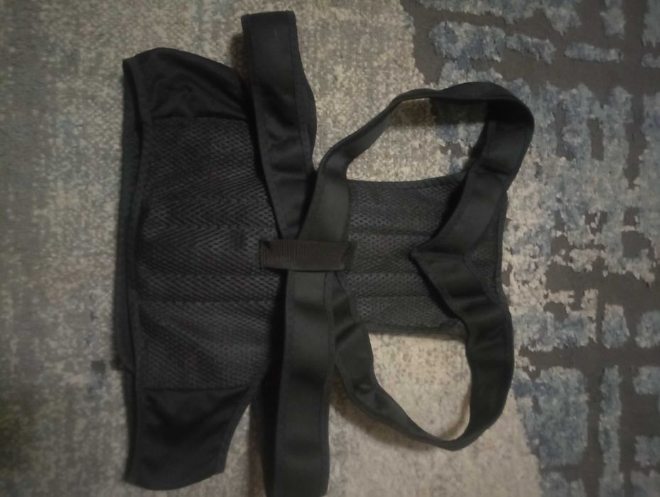 Продам дитячий корсет для спини