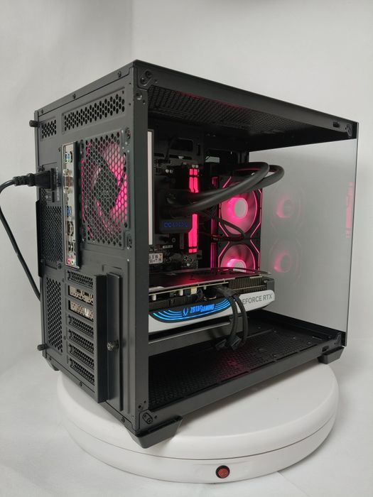 Komputer Gamingowy Ryzen 5 7600x,32 GB DDR5, RTX 4070 Ti, Win 11 Pro