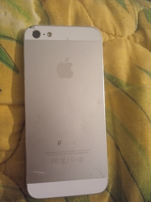 iPhone на запчастини