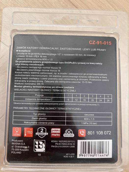 Invena CZ-91-015 zestaw do dolnego podłączenia typu Duoplex czarnyPROV