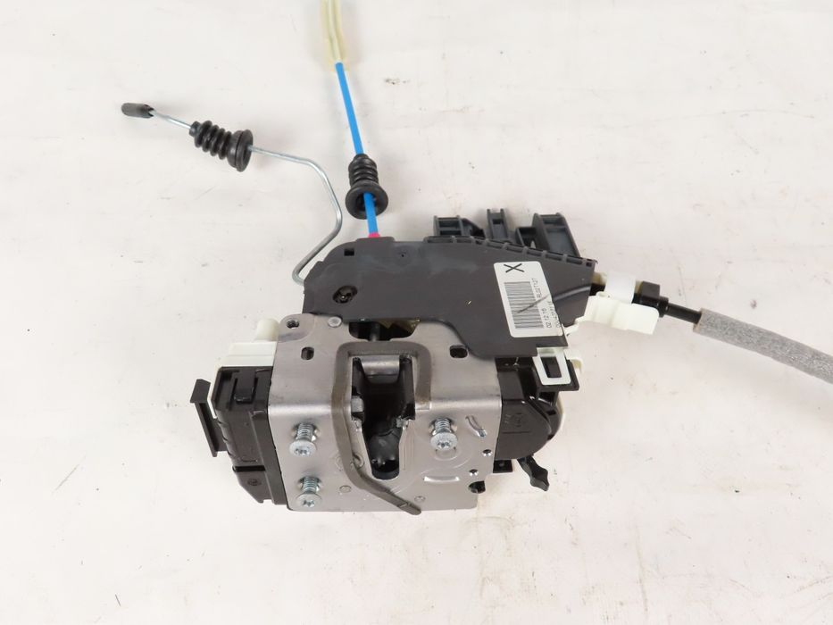 Fecho Da Porta Mercedes-Benz A-Class Ref: A2047302735 2007 - 2026