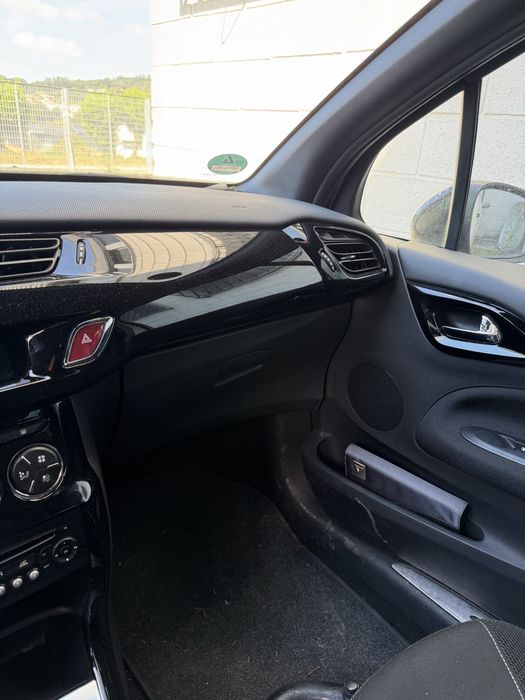 Material Citroen DS3 2012 (Completo 1.500€)
