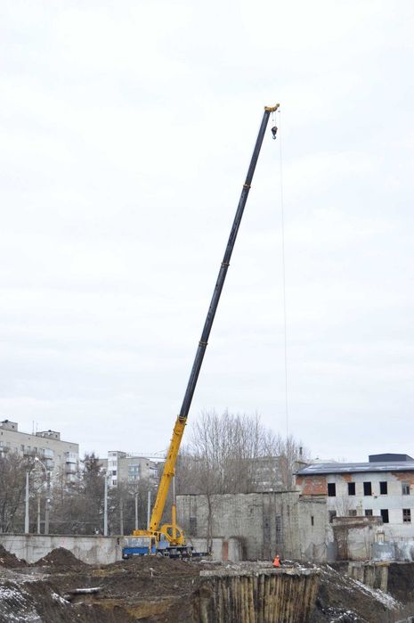 Автомобільний Кран XCMG Q65 65т