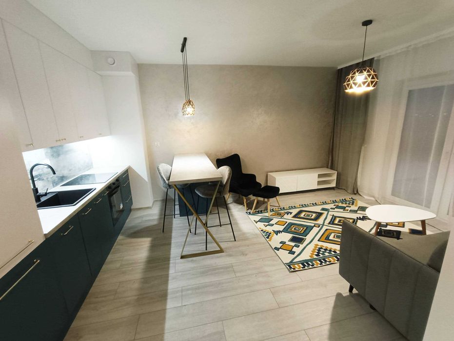 Mieszkanie 2-pokojowe 37m², garaż w cenie, meble na wymiar, nowy blok z windą (2024), balkon | ul. Miła 29J - bez pośrednika, wolne od 1.09