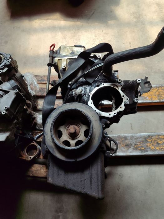 Двигун Мотор OM604.910 DIESEL для Mercedes-Benz W202 W210 W124 W201 ...