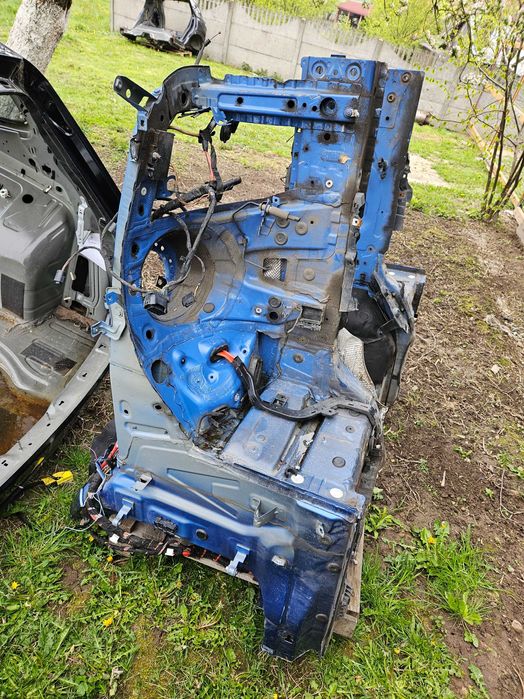 Ćwiartka przód podłużnica fartuch BMW F32 Coupe 17r