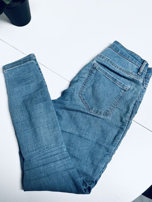 Spodnie jeansy Sinsay skinny 36 S