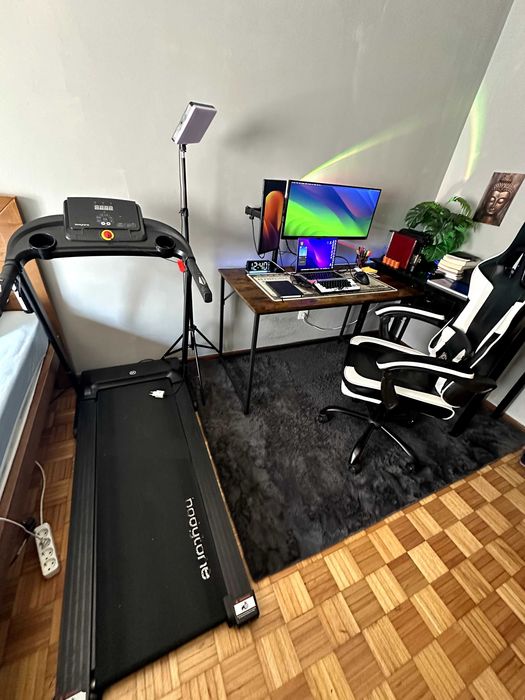 Setup + itens de quarto, secretária, cadeira gamer, cafeteira, led, espelho, passadeira