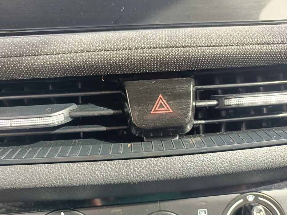 Botão / interruptor 4 piscas SKODA Fabia IV (PJ3)