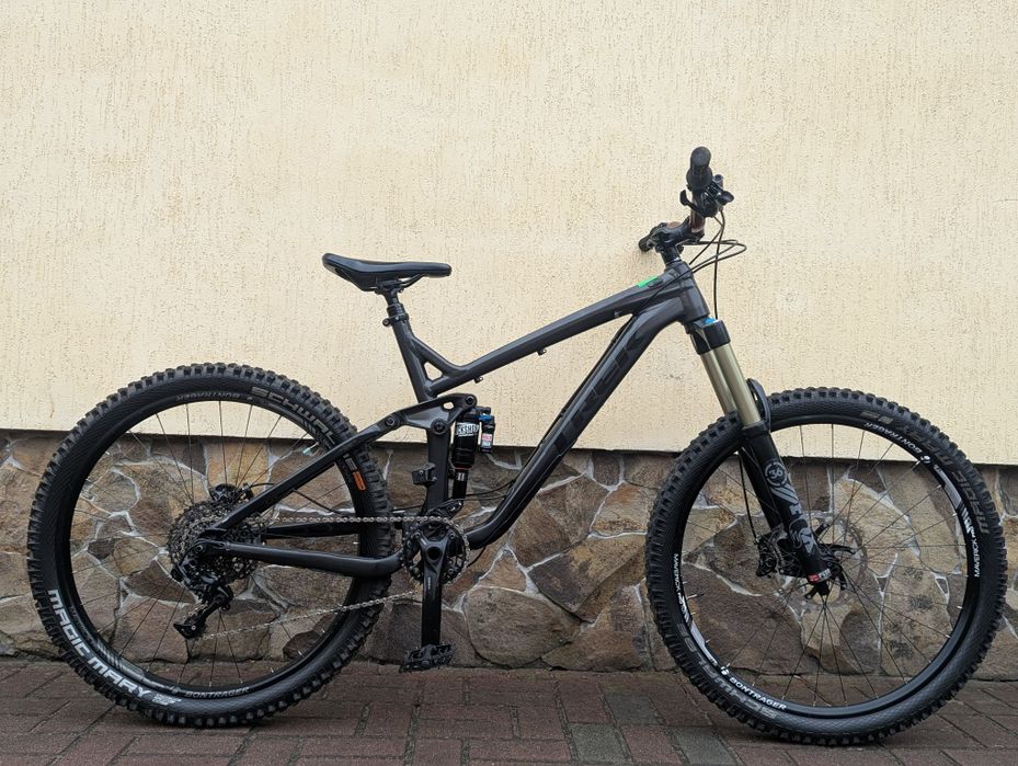 Ендуро Trek Slash 9 (Size L) | Fox 36 | RockShox Monarch | Shimano XT