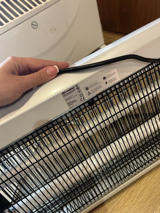 Електрична лампа-вбивця комах Maltec