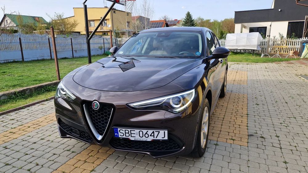 Alfa Romeo Stelvio Alfa Romeo Stelvio 2.0 200 KM – Niezawodny i Komfortowy