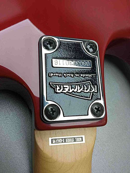 Електрогітара Kramer Striker S-424CR