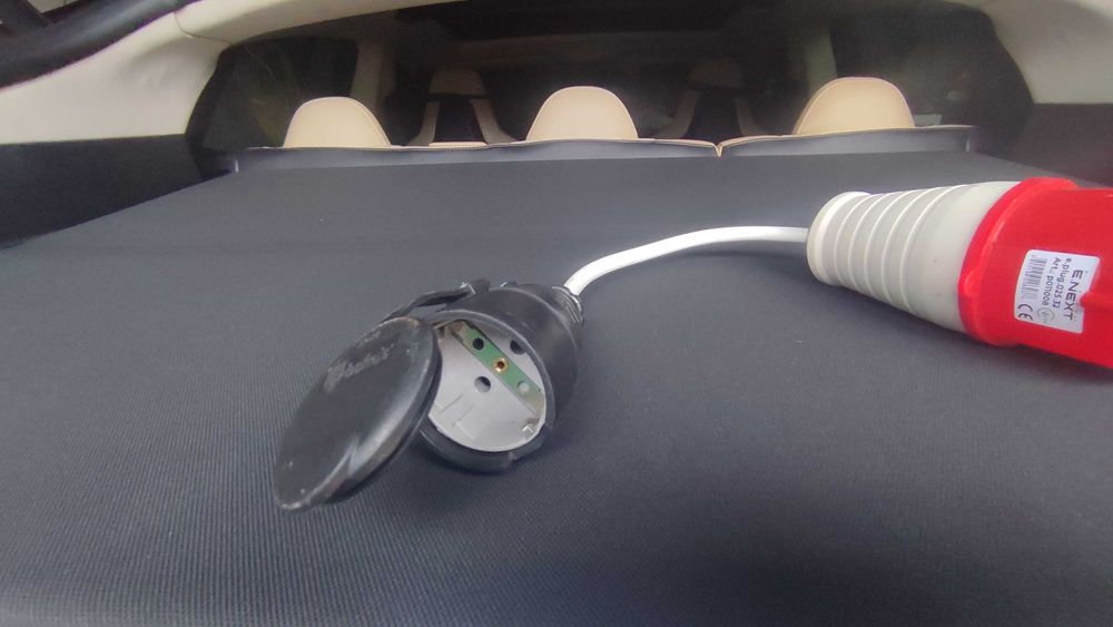 Tesla Mobil S полка нижня багажніка Єлектро цилиндр Сідушки Перехідник