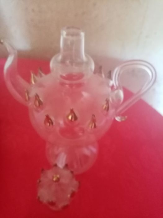 Стеклянный чайник.Две вазы..Шкатулки.Маска.и.