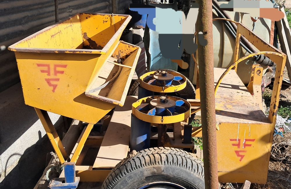 Semeador de batatas usado FFS 2 linhas