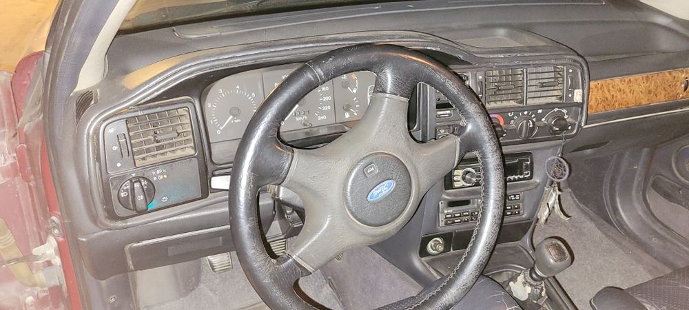 Ford Scorpio SW 2.0 i Ghia