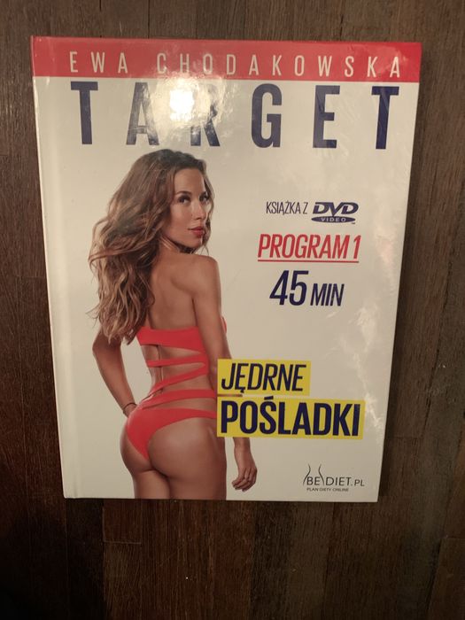 ⸻  Target – program 1: jędrne pośladki (książka + DVD)