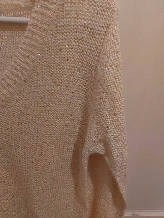 Camisola com brilho beje