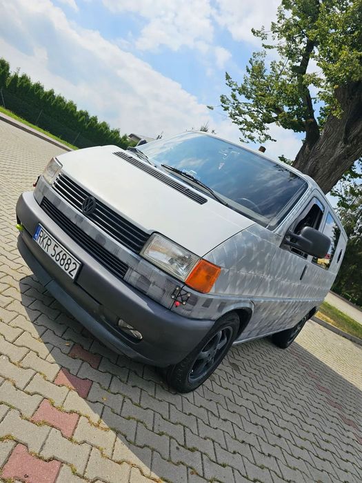 Volkswagen Transporter VW T4 nietuzinkowy busik na ryby, grzyby i przygody