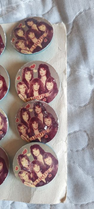 Przypinki broszki PRL zespół Europe