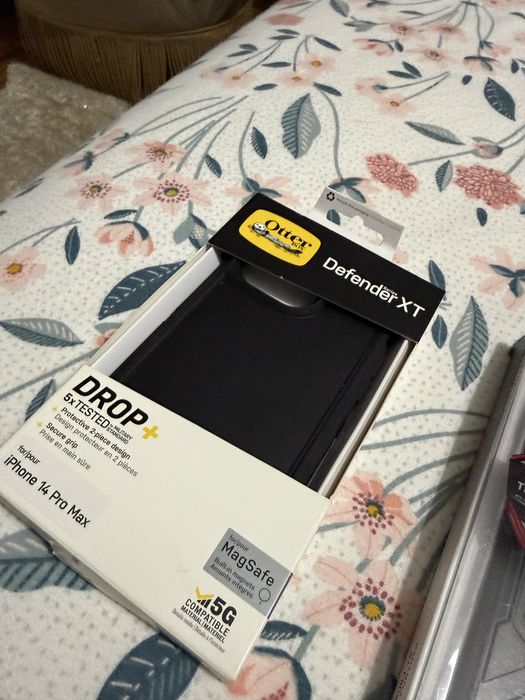 Capas 14/15 pro max UAG