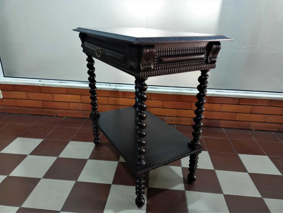 Mesa Bufete Pau Santo