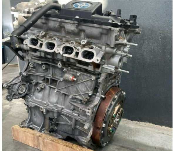Toyota Corolla E21 1.8 hybryda Silnik 2ZR