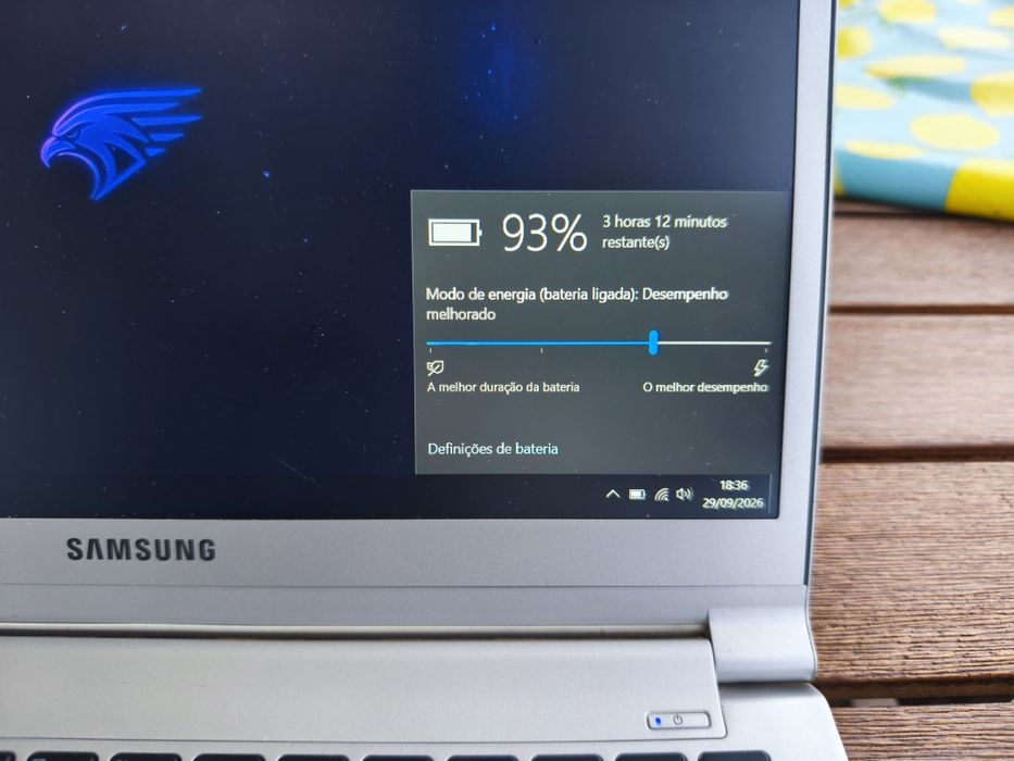 Portátil Samsung Core i5 / 4GB RAM / Windows 10 Pro