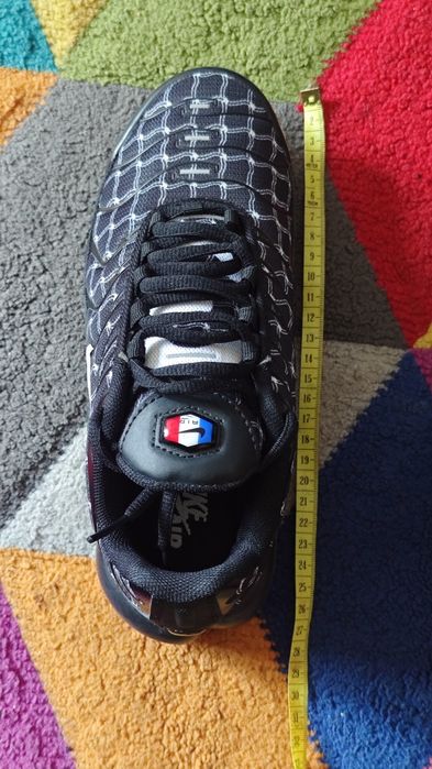 Nike Air Max Plus TN (Tamanho 39) – Modelo Apertado / Ver Medidas na Foto – Padrão Grid