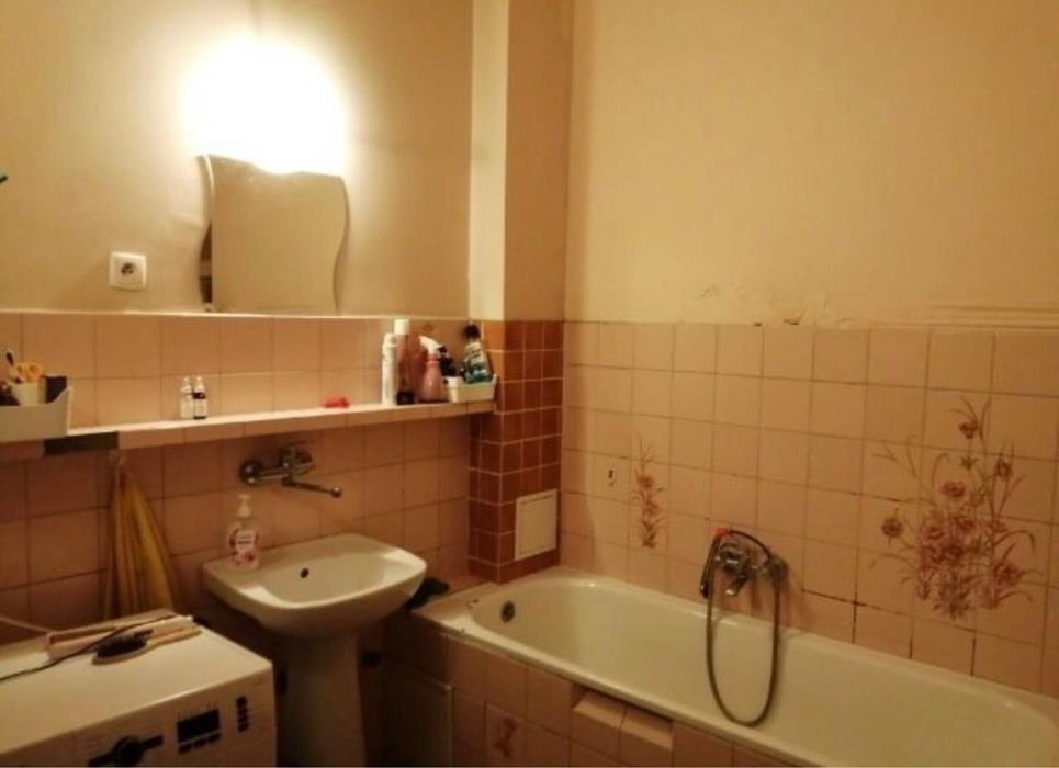 Pokoj na wynajem dla DZIEWCZYNY :)