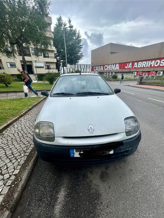 Renault Clio 1.9D Comercial 1999