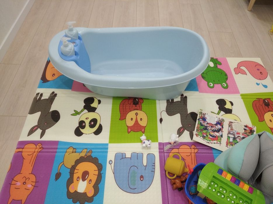 Детская ванночка с термометром babyhood