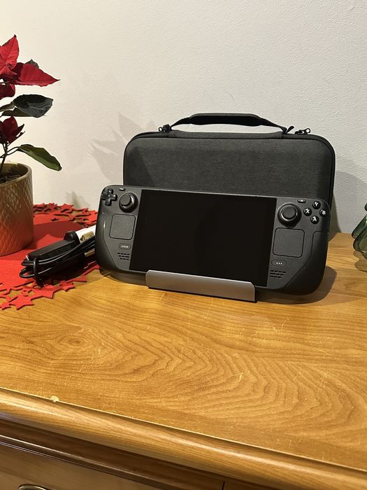 Konsola Steam Deck LCD 512gb + 256gb sd + Etui + Dock