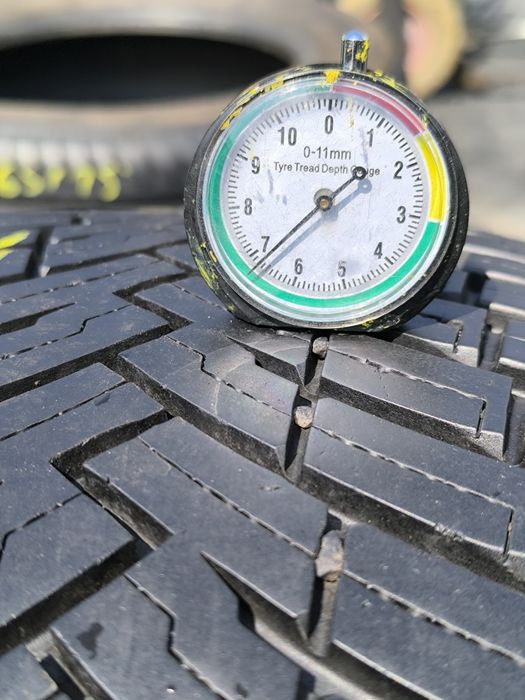 *Opony Pirelli Scorpion 255/45/19 para