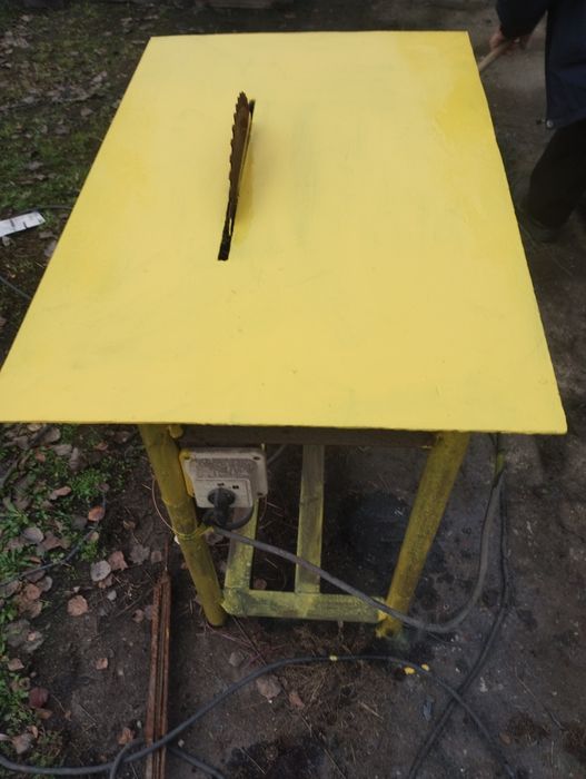 Piła stołowa pilarka do drewna krajzega silnik 3kw