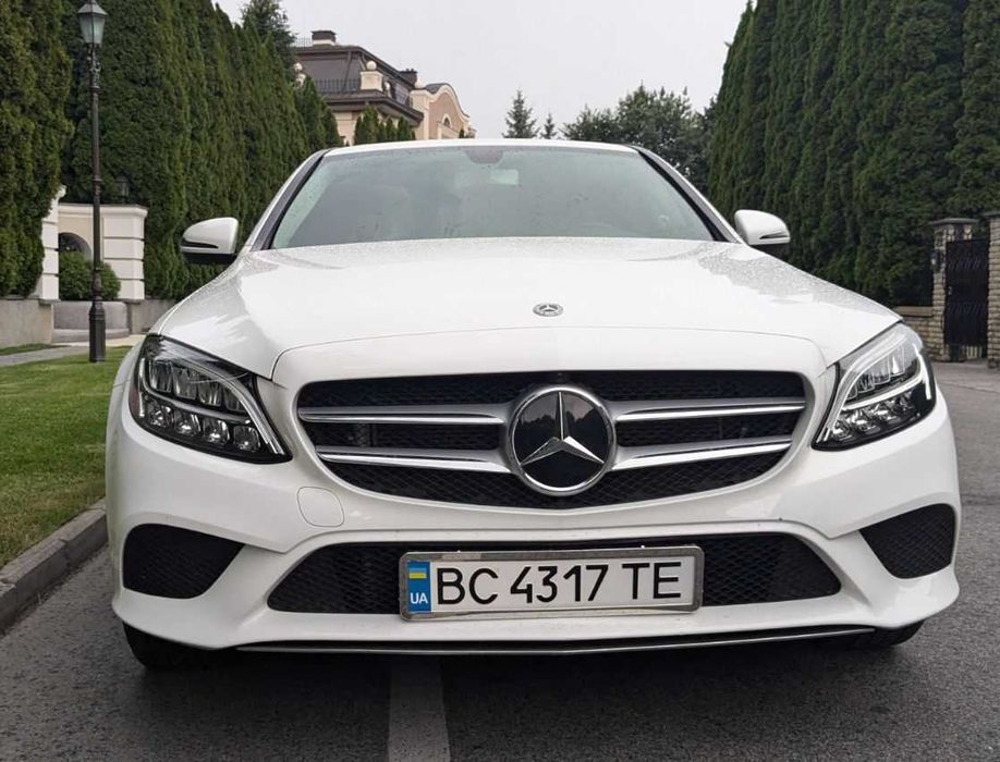 Продаж Mercedes-Benz C-Class (W205, facelift 2018) 4matic 2.0L  benzin