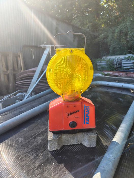 Lampa diodowa dwustronna