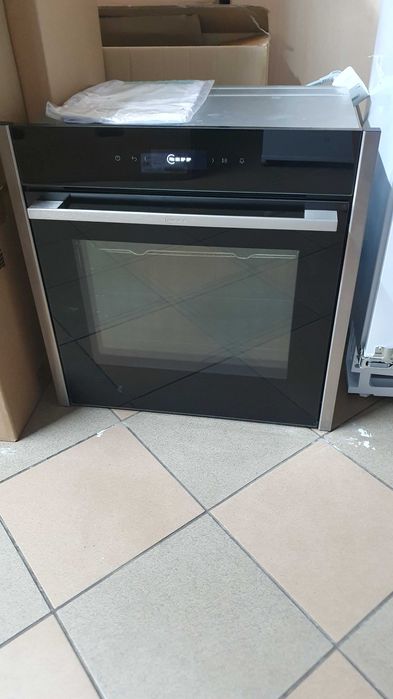 Piekarnik Neff N70  B24CR31N0 do zabudowy 60cm