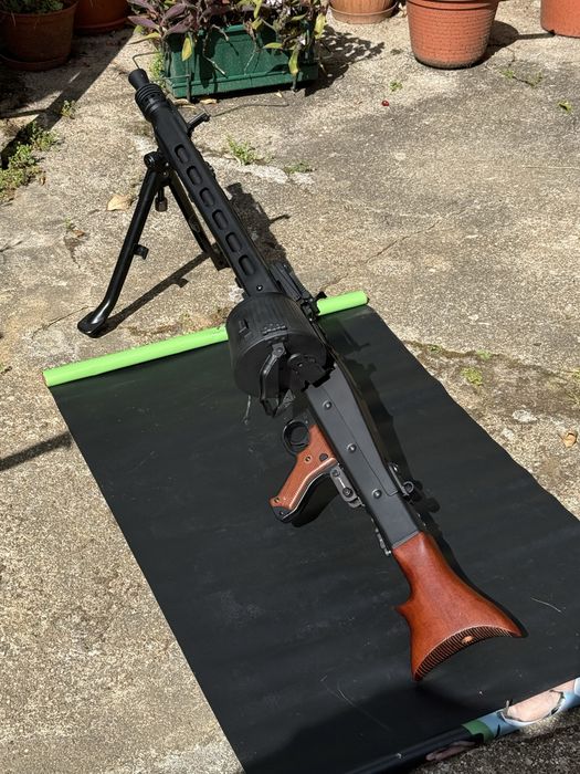 MG/42 Airsoft replica