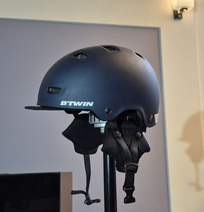 Kask rowerowy Btwin dla doroslych 55-59 nieużywany