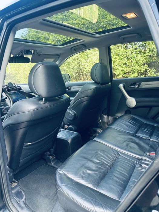 продам HONDA CR-V
