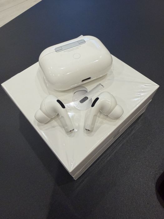 навушники Airpods pro з кейсом