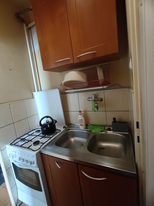 Kawalerka na sprzedaż,z balkonem na 4pietrze, bloku bez windy.
